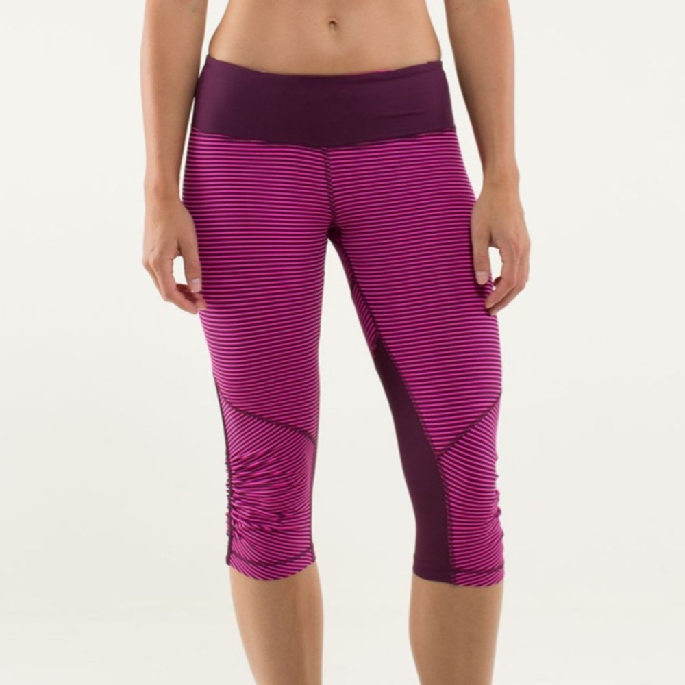 Lululemon Run for your Life Crop Raspberry 10